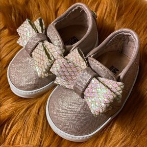 NWOT Infant size 1 Michael Kors shoes